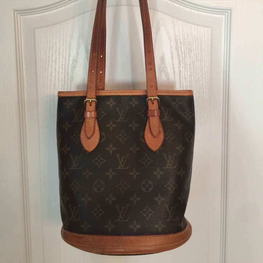 Authentic Louis Vuitton Bucket Tote PM
